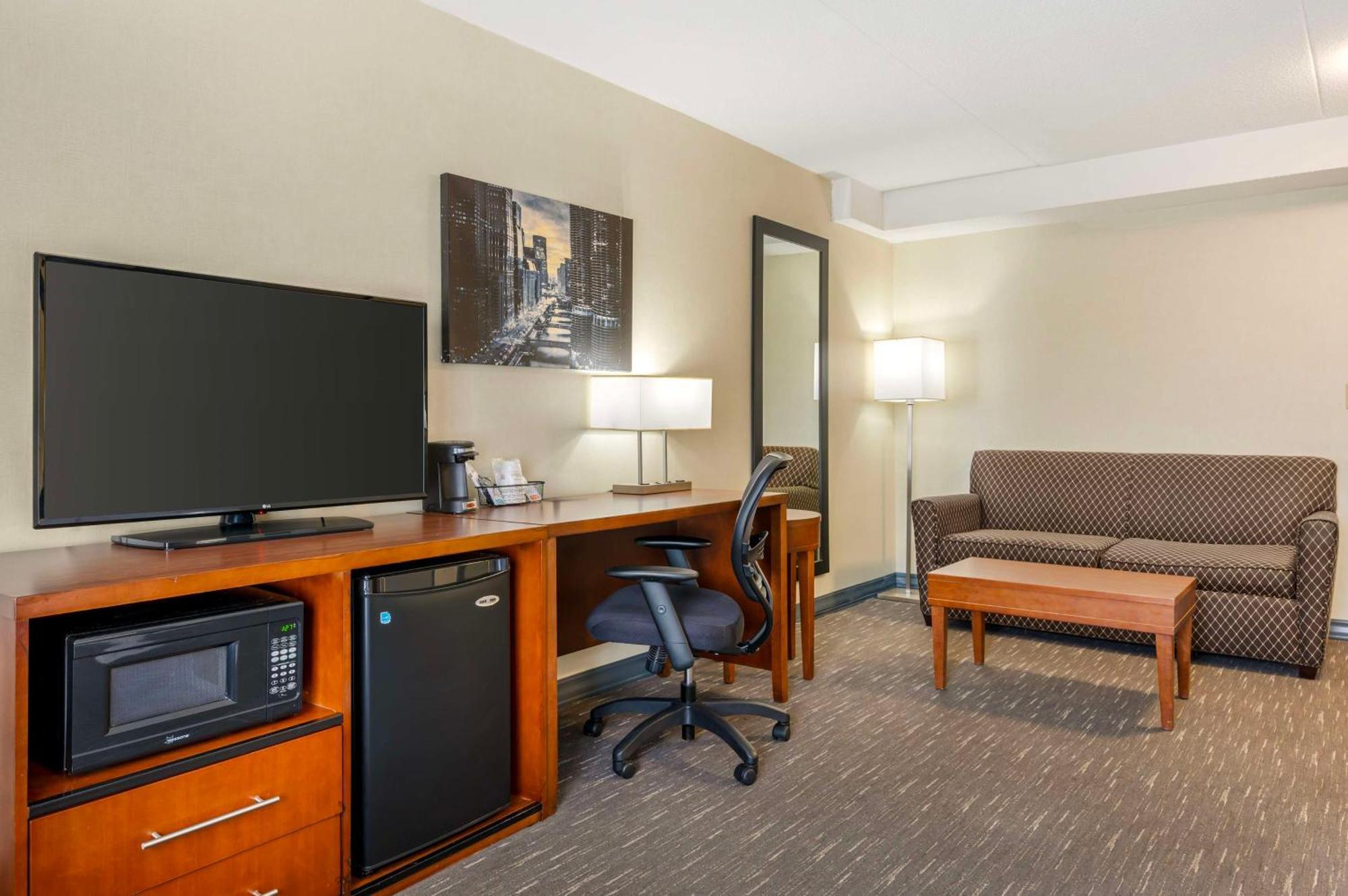 Best Western Chicago - Downers Grove Εξωτερικό φωτογραφία