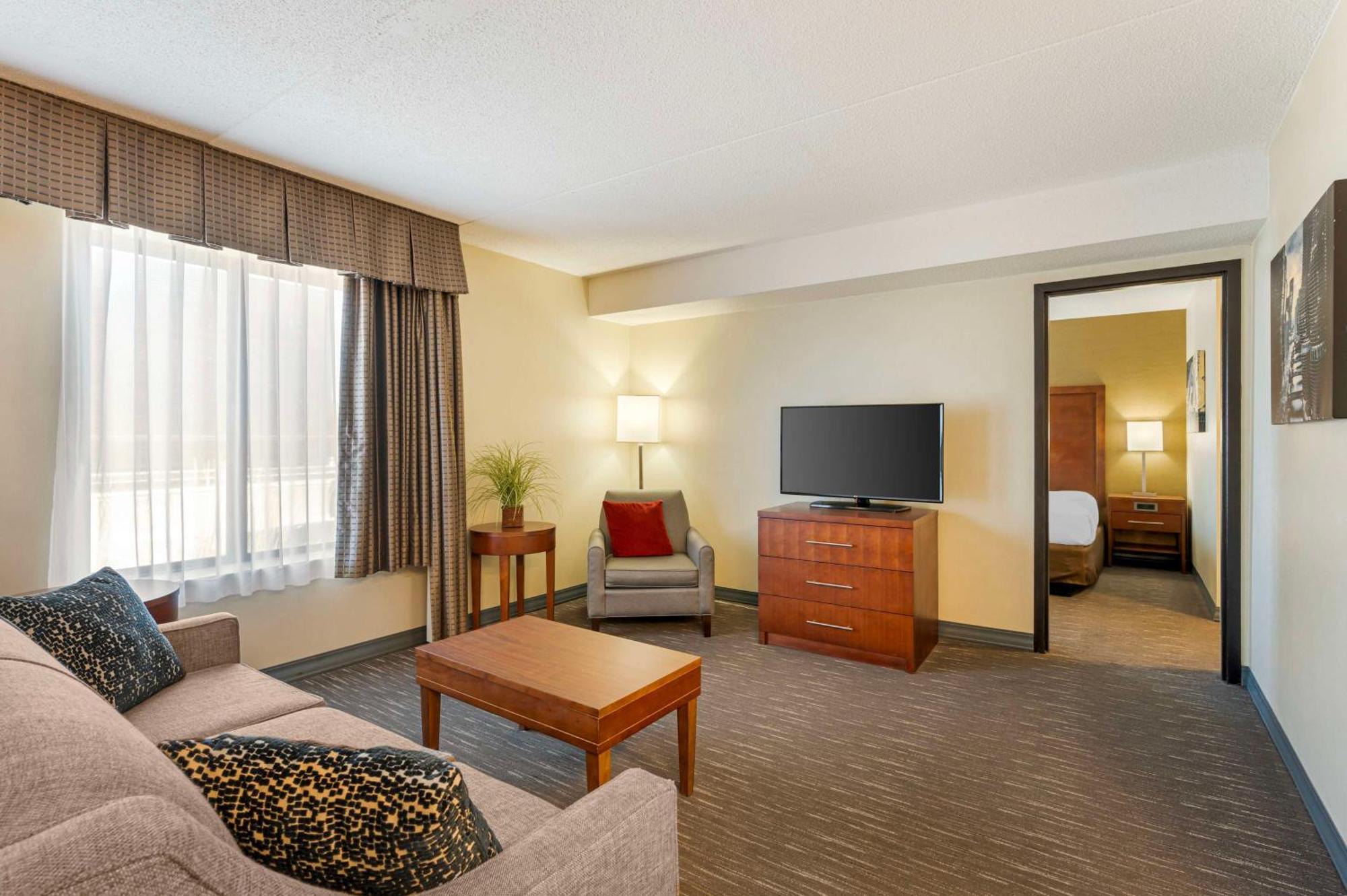 Best Western Chicago - Downers Grove Εξωτερικό φωτογραφία